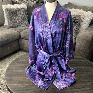 Vintage 80’s California Dynasty Elegant Tie Front Purple Floral Women's Robe Med